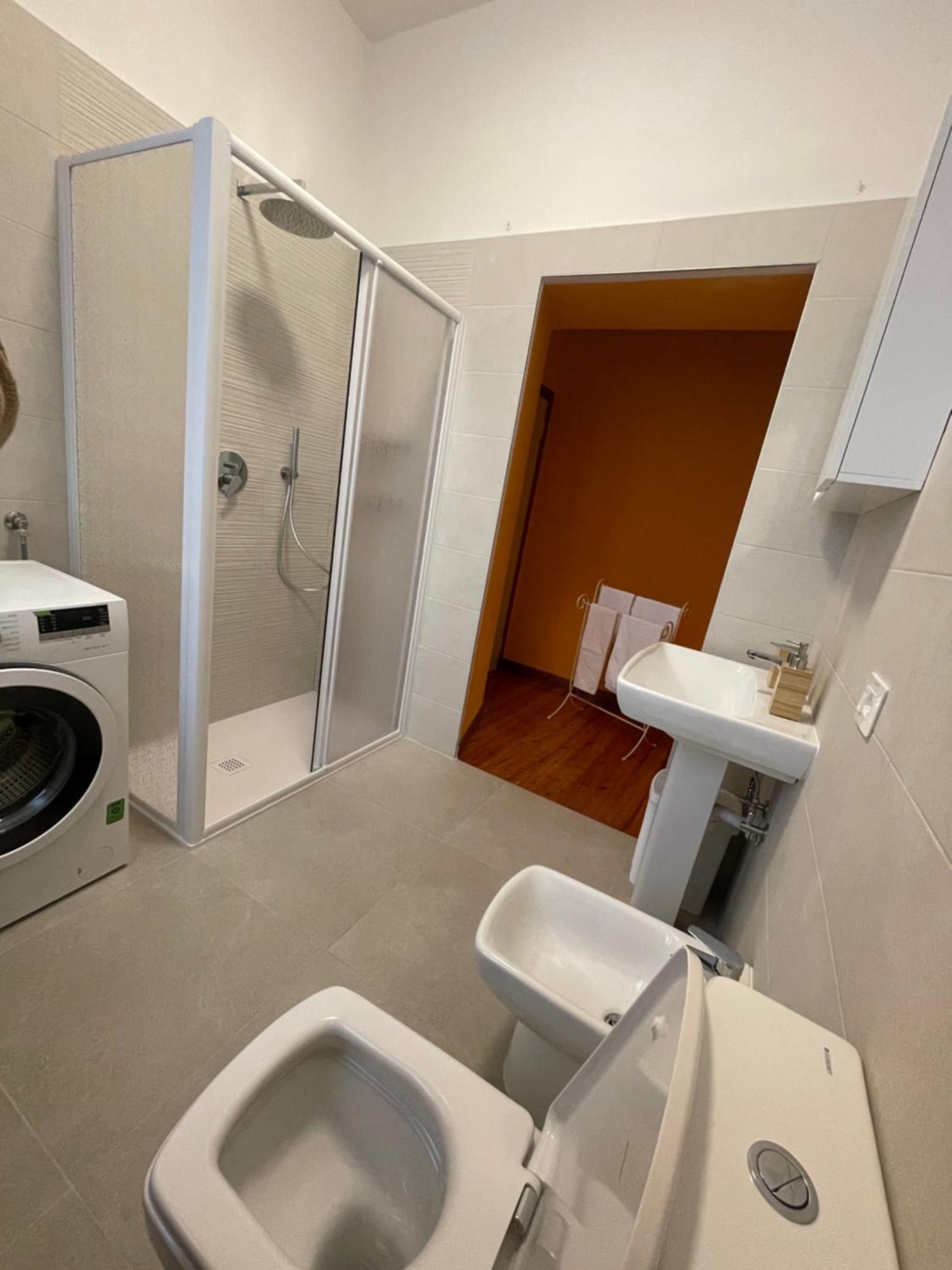 B&B Rosa Apartment Baveno Luaran gambar